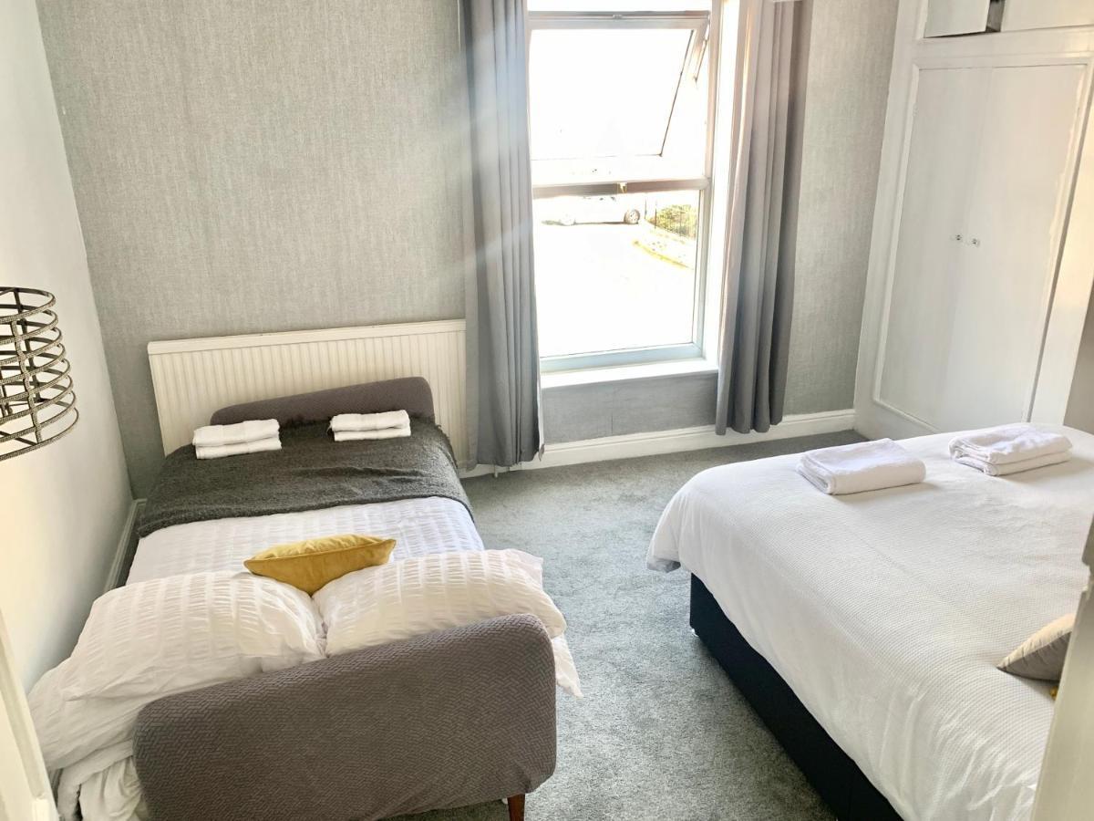 Lovely City Town House With Free Parking Sleeps 2 To 6 Guests York Extérieur photo